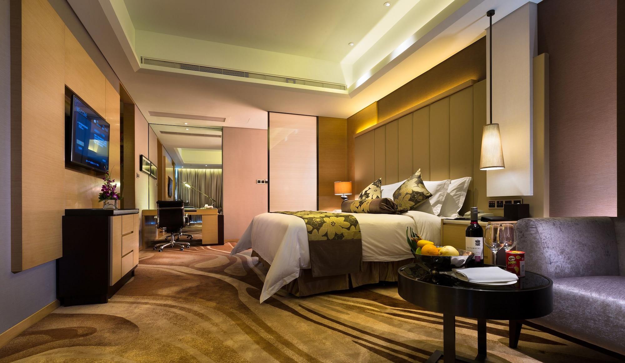 מלון Shenzhen Futian Wyndham Grand מראה חיצוני תמונה